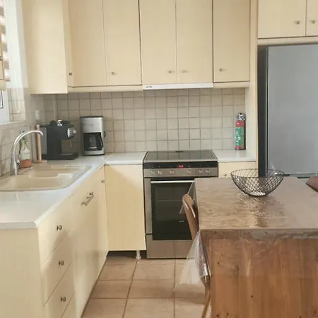 Paralio Place Apartmán *