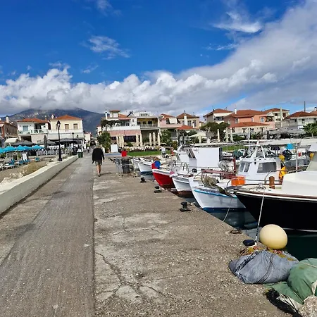 Appartement Paralio Place Parálion Ástros